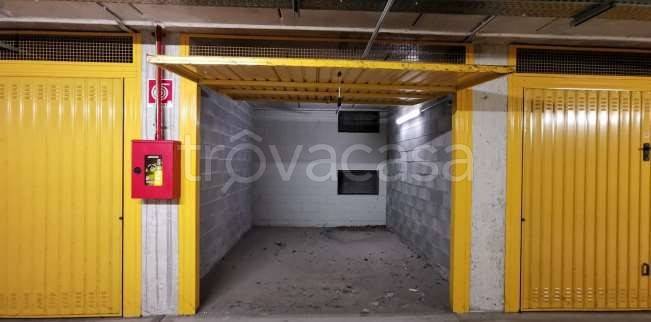 appartamento in vendita a Milano in zona Dergano
