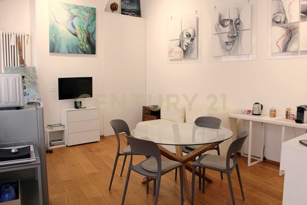 appartamento in vendita a Milano in zona Città Studi