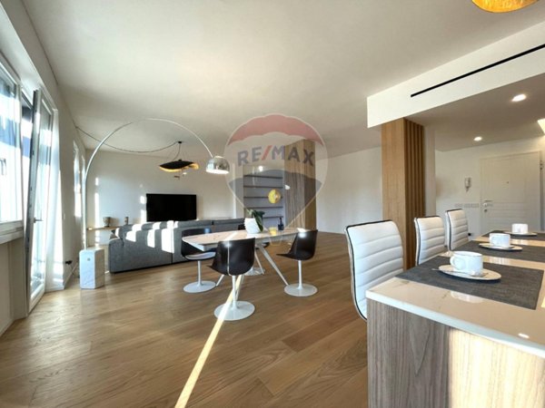 appartamento in vendita a Milano in zona Isola