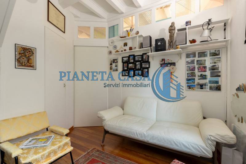 appartamento in vendita a Milano in zona Isola