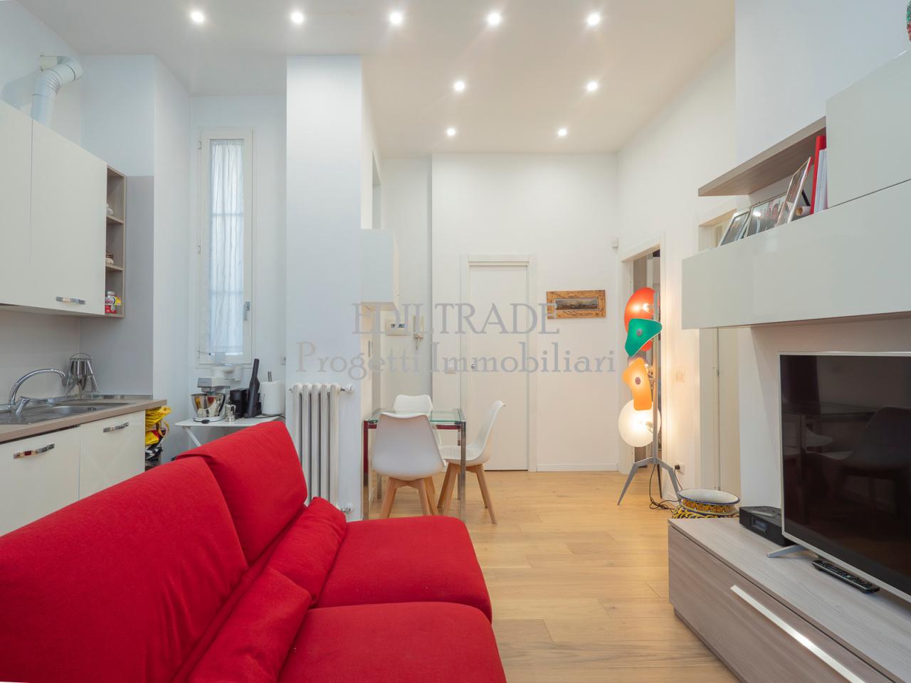 appartamento in vendita a Milano in zona Città Studi