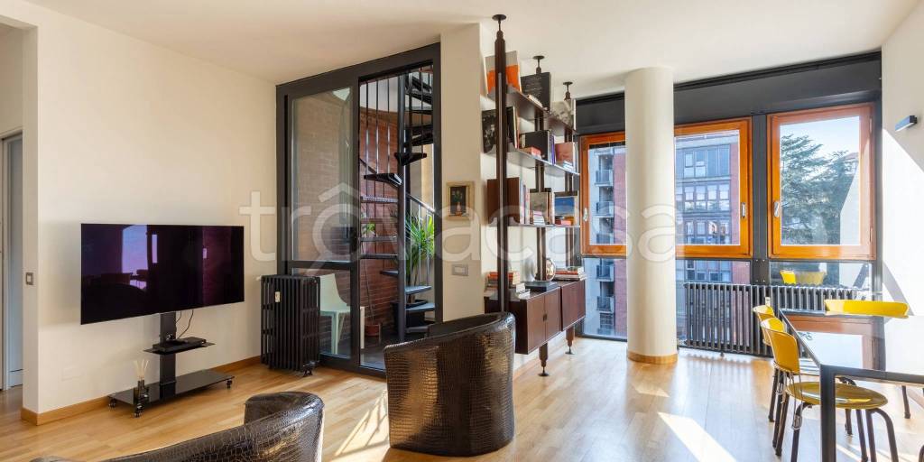 appartamento in vendita a Milano in zona Porta Romana