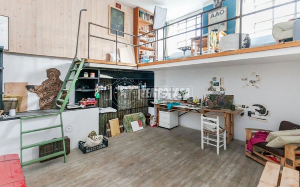 locale di sgombero in vendita a Milano in zona Dergano