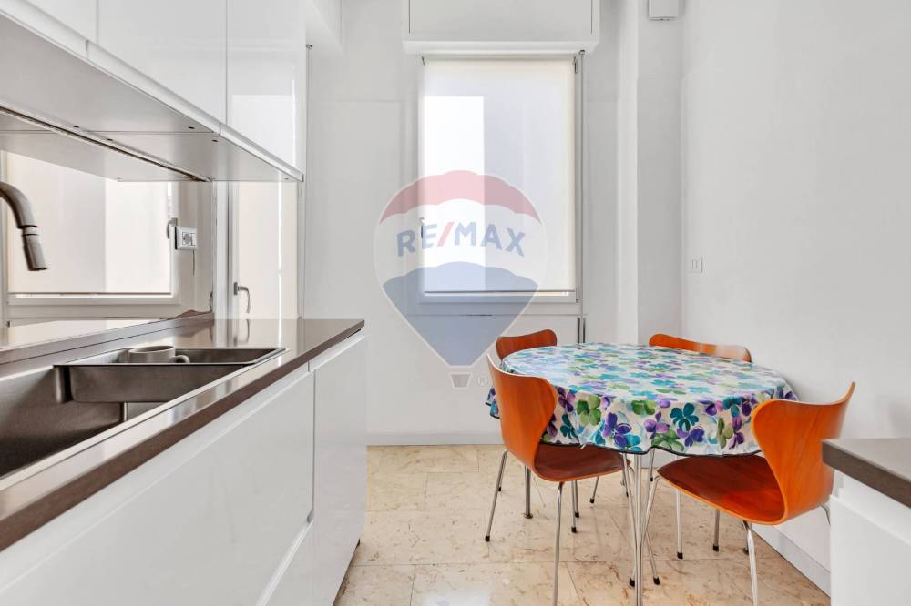 appartamento in vendita a Milano in zona Ponte Seveso