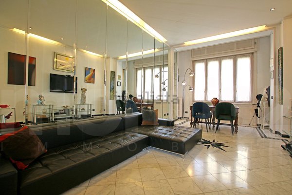 appartamento in vendita a Milano in zona Centro Direzionale