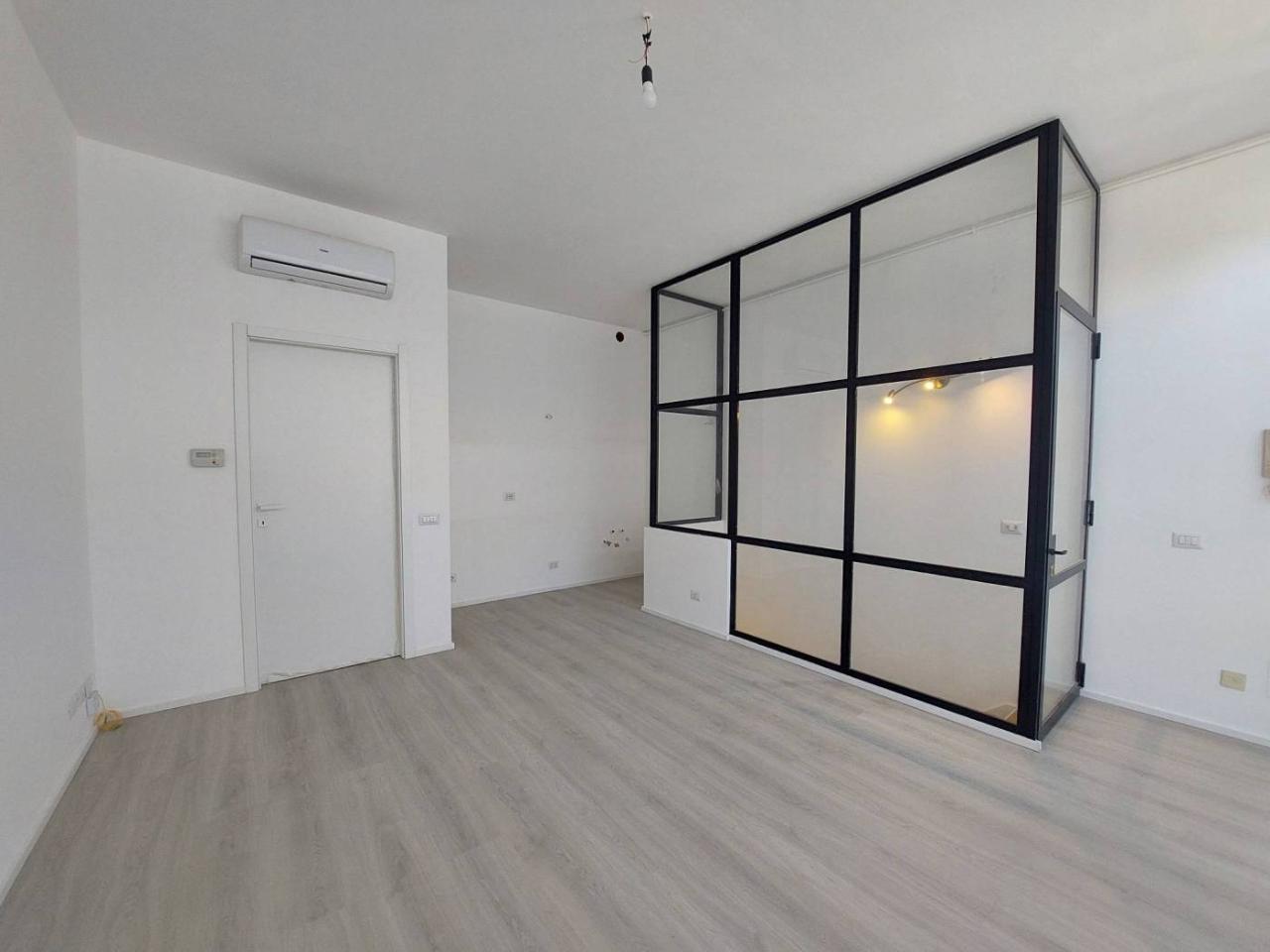 appartamento in vendita a Milano in zona Bovisa