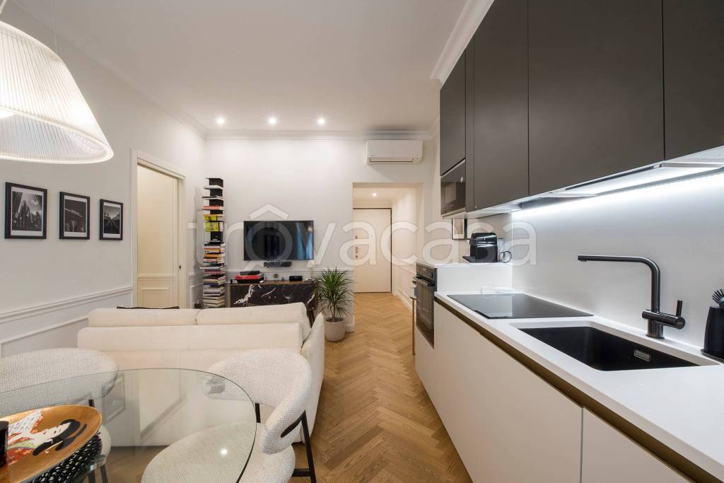 appartamento in vendita a Milano in zona Centro Direzionale