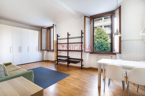 appartamento in vendita a Milano in zona Isola