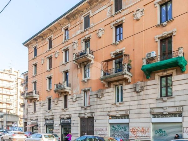 appartamento in vendita a Milano in zona Barona