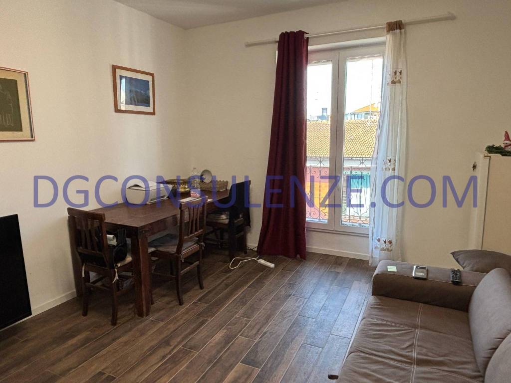 appartamento in vendita a Milano in zona Corvetto