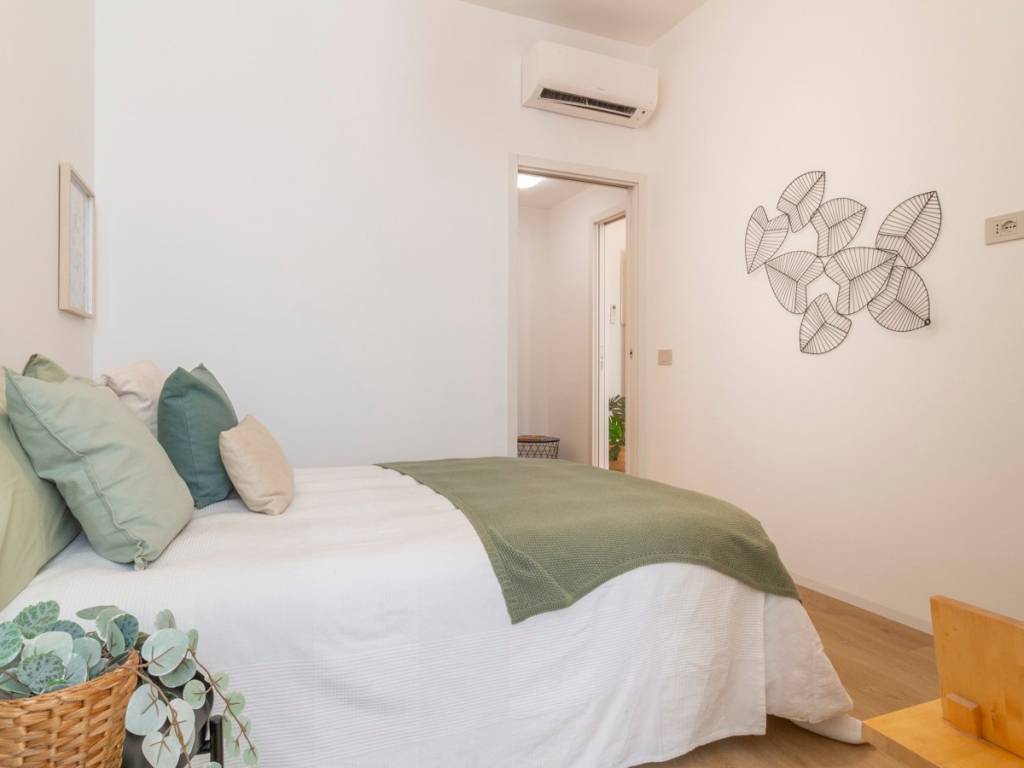 appartamento in vendita a Milano in zona Vigentino