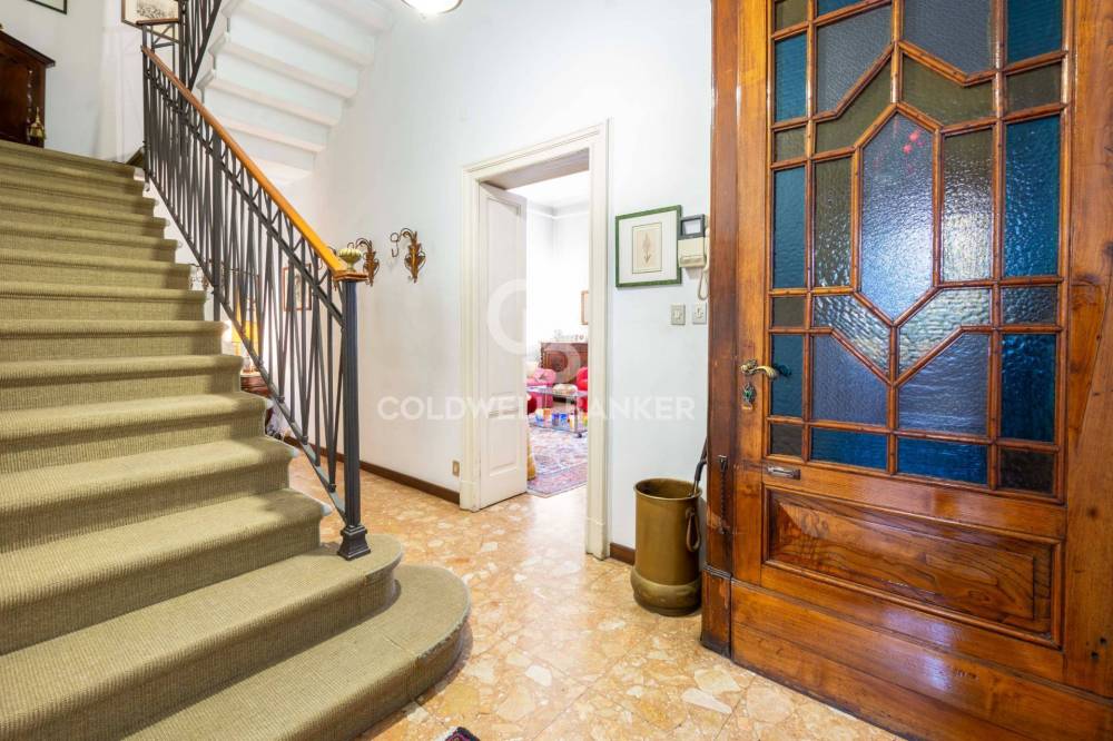casa indipendente in vendita a Milano in zona Città Studi