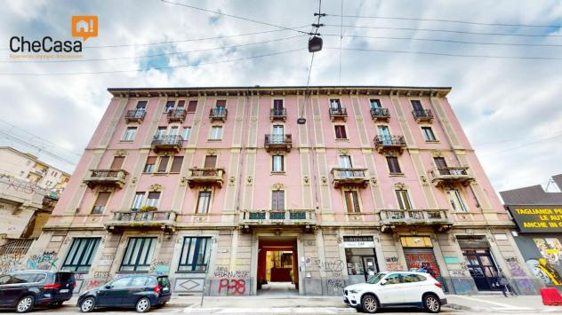 locale commerciale in vendita a Milano in zona Porta Venezia