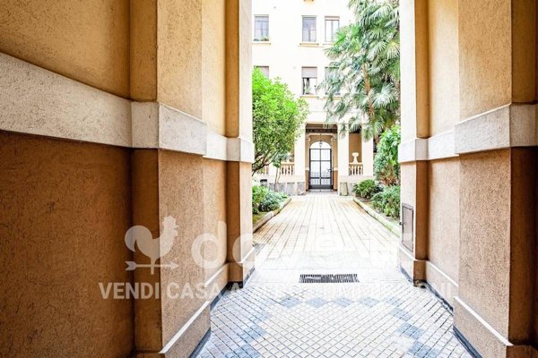 appartamento in vendita a Milano in zona Porta Romana