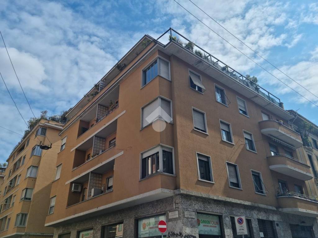 appartamento in vendita a Milano in zona Porta Venezia