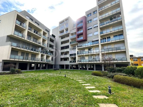 appartamento in vendita a Milano in zona Il Portello