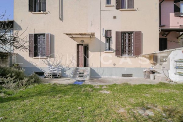casa indipendente in vendita a Milano in zona Affori