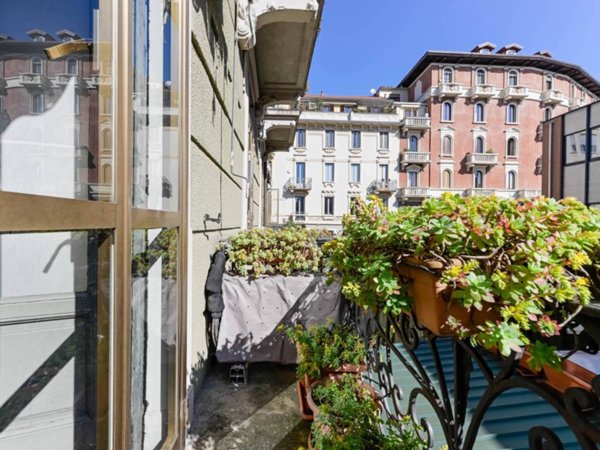 appartamento in vendita a Milano in zona Solari
