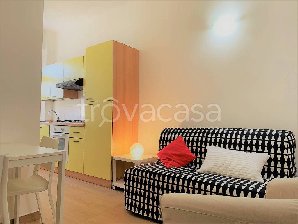 appartamento in vendita a Milano in zona Dergano