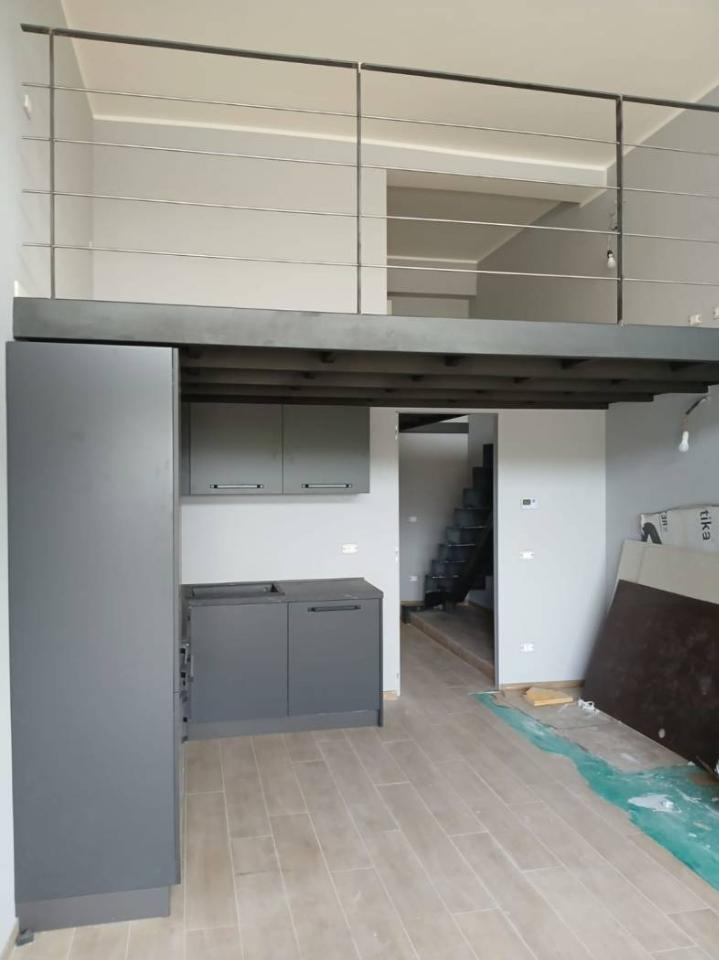 appartamento in vendita a Milano in zona Famagosta