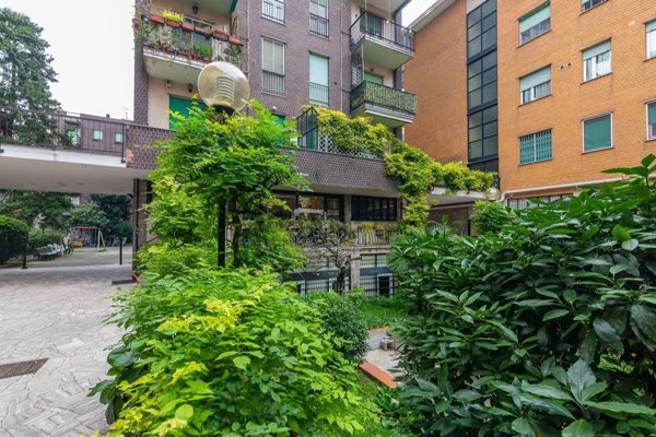 appartamento in vendita a Milano in zona Stadera