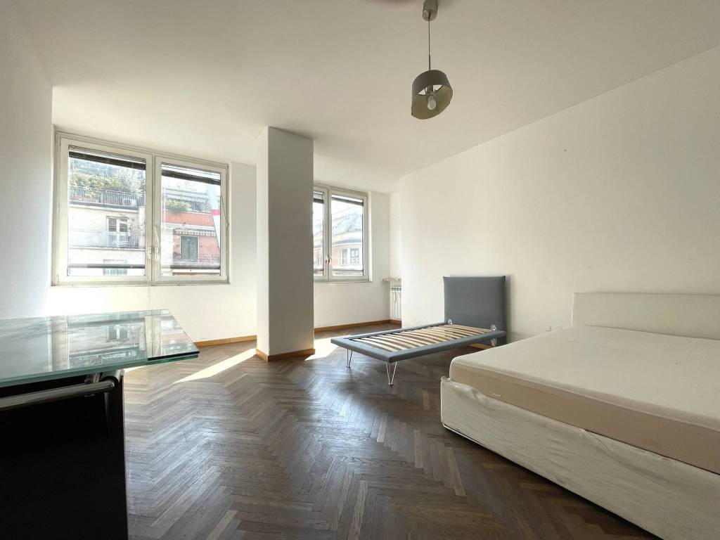 ufficio in vendita a Milano in zona Centro Direzionale