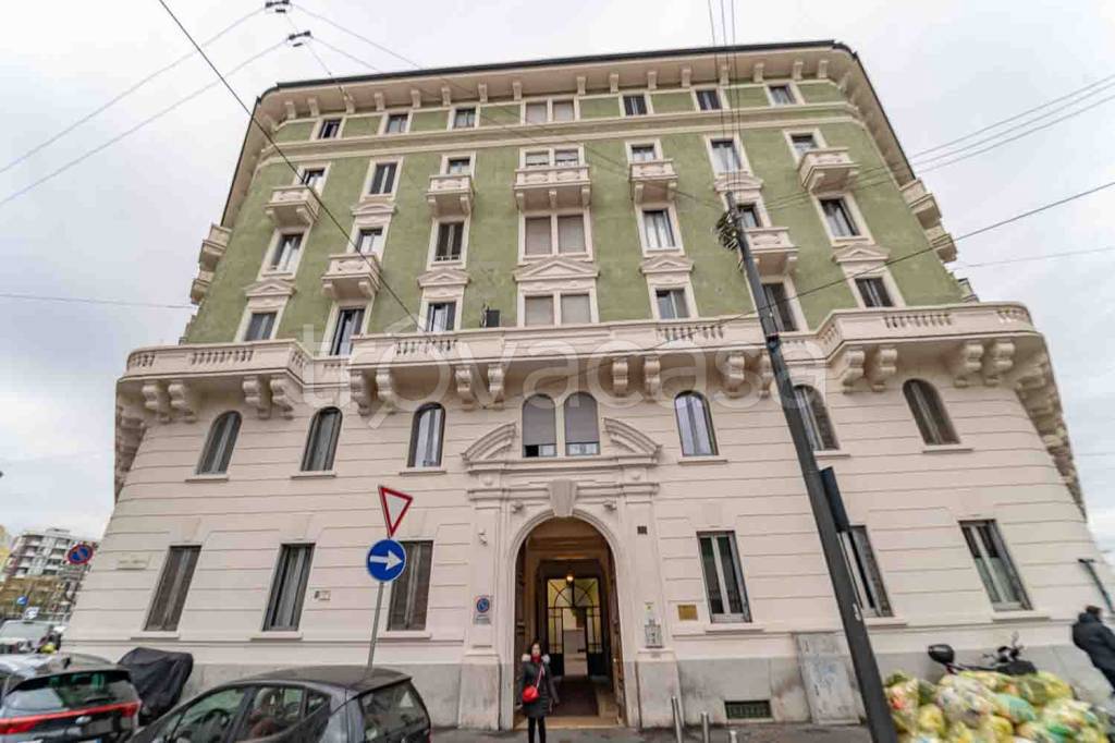 appartamento in vendita a Milano in zona Bovisa