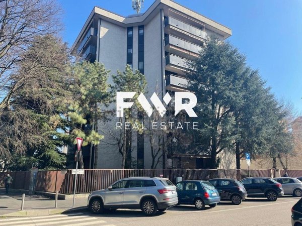 appartamento in vendita a Milano in zona Chiesa Rossa