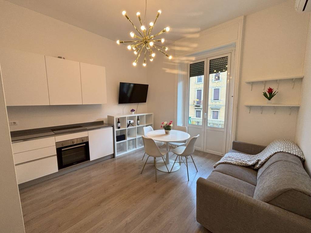 appartamento in vendita a Milano in zona Centro Direzionale