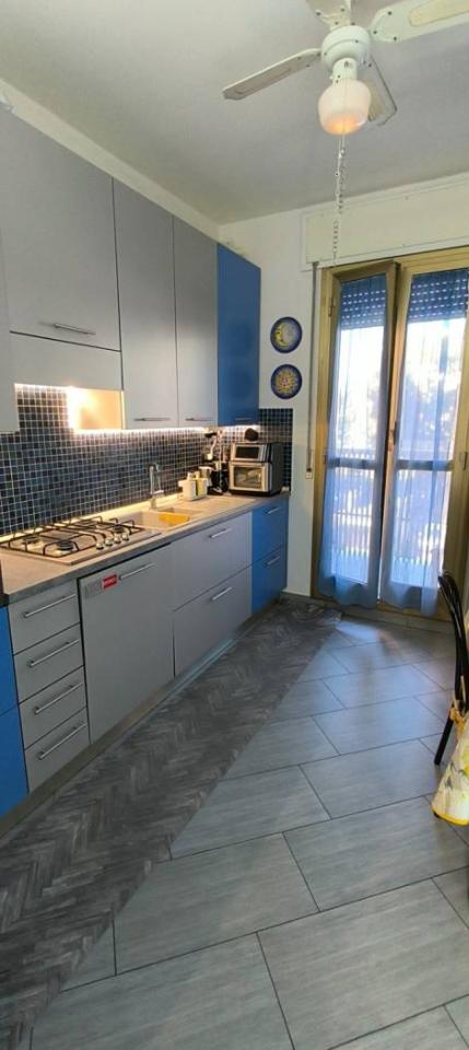 appartamento in vendita a Milano in zona Gratosoglio