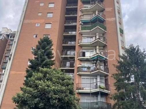 appartamento in vendita a Milano in zona Gallaratese