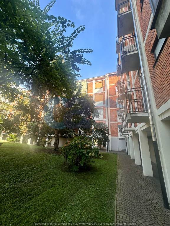 appartamento in vendita a Milano in zona Gallaratese