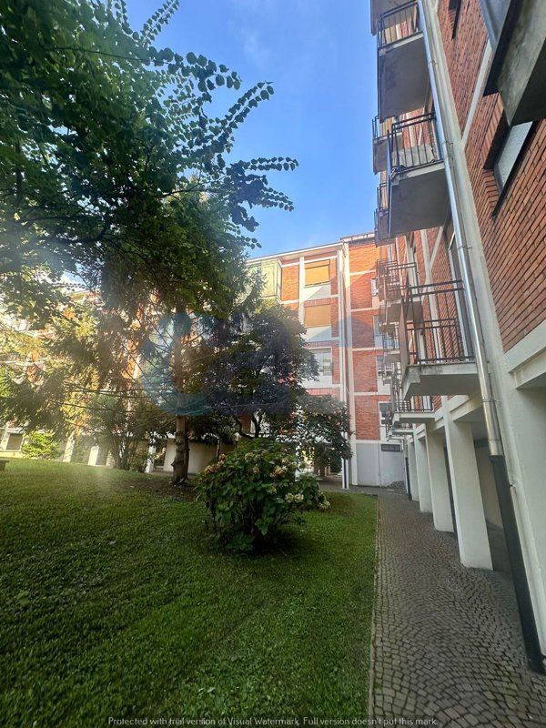 appartamento in vendita a Milano in zona Gallaratese