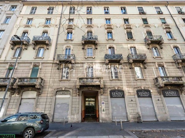 appartamento in vendita a Milano in zona Centro Direzionale