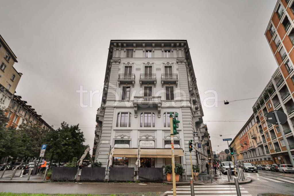 quadrivano in vendita a Milano