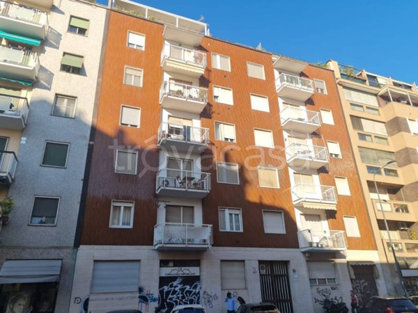appartamento in vendita a Milano in zona Porta Ticinese