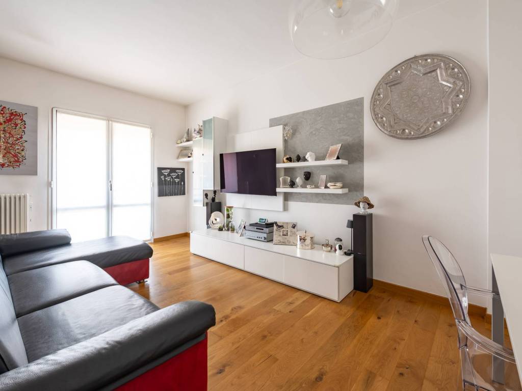 appartamento in vendita a Milano in zona Città Studi