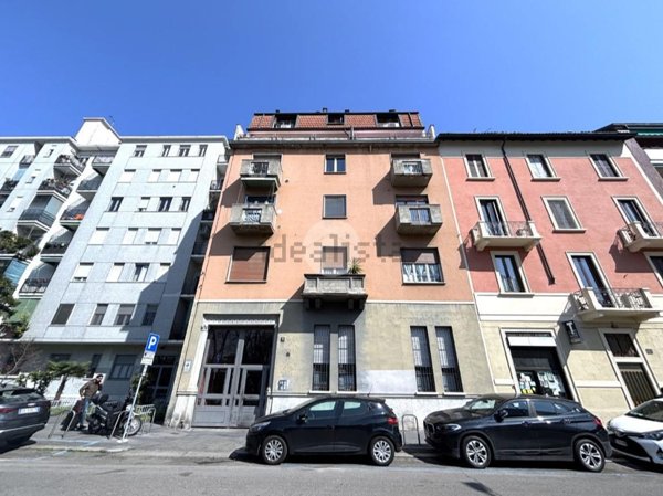 appartamento in vendita a Milano in zona Corvetto