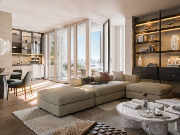 appartamento in vendita a Milano in zona Famagosta