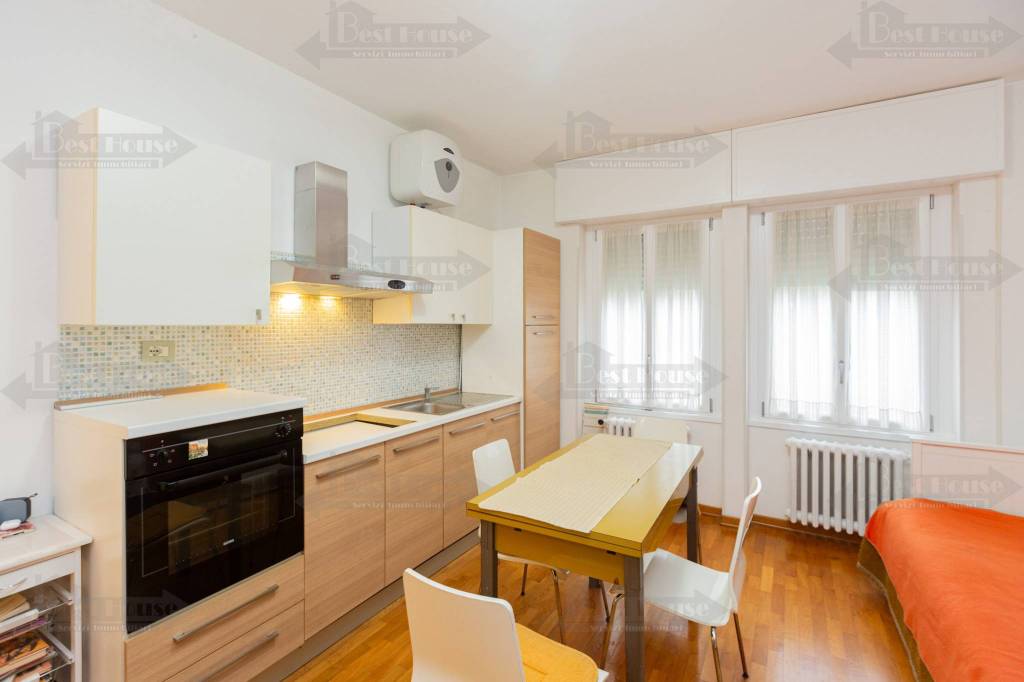appartamento in vendita a Milano in zona Ponte Lambro