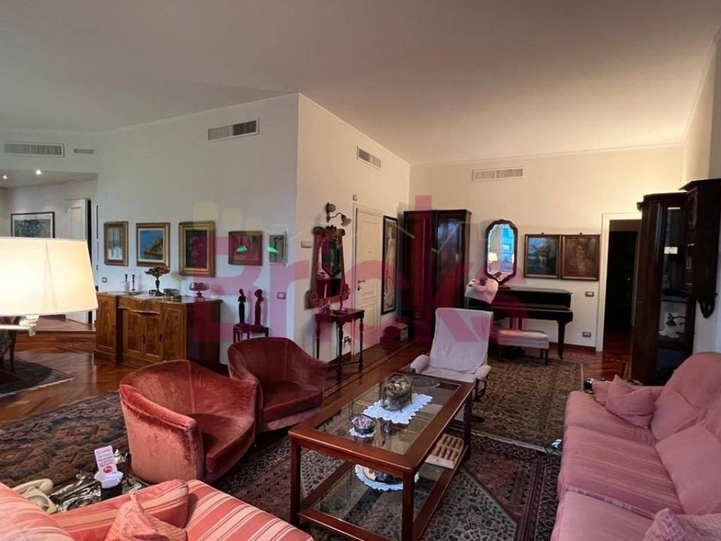 appartamento in vendita a Milano in zona Brera