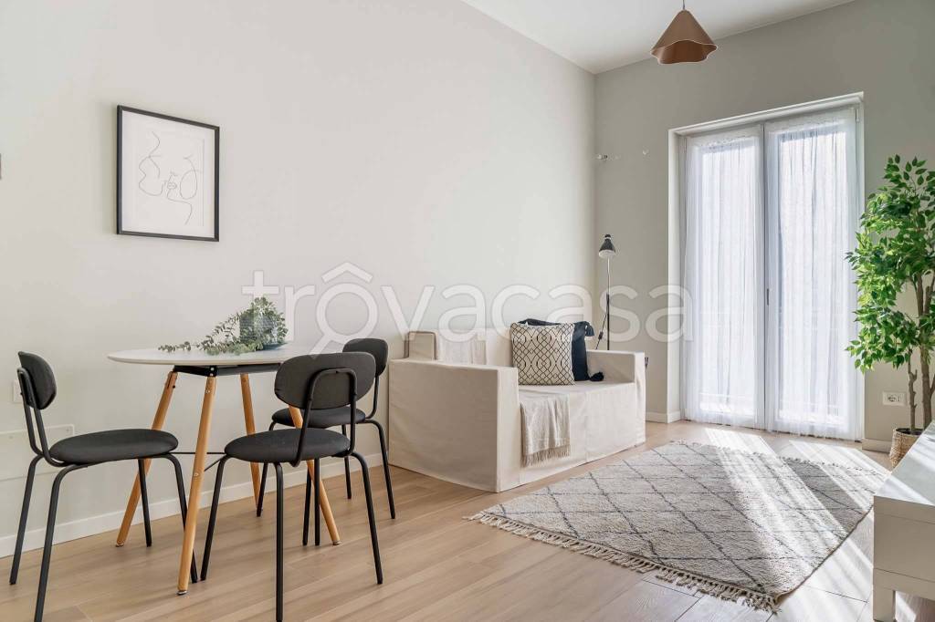 appartamento in vendita a Milano in zona Corvetto