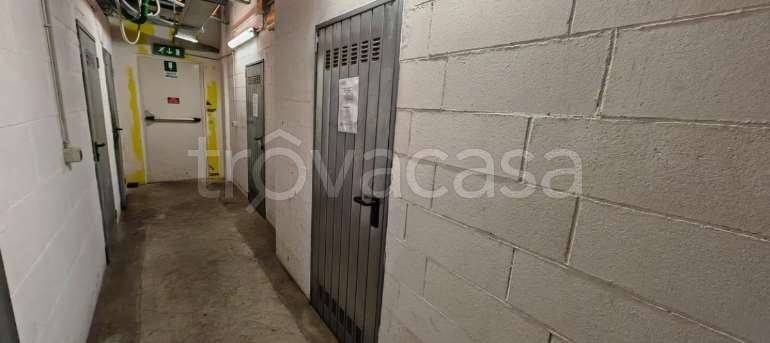 locale di sgombero in vendita a Milano