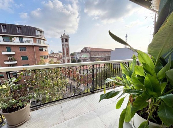 appartamento in vendita a Milano in zona Sempione