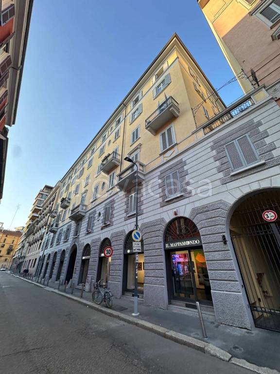 appartamento in vendita a Milano in zona Porta Nuova