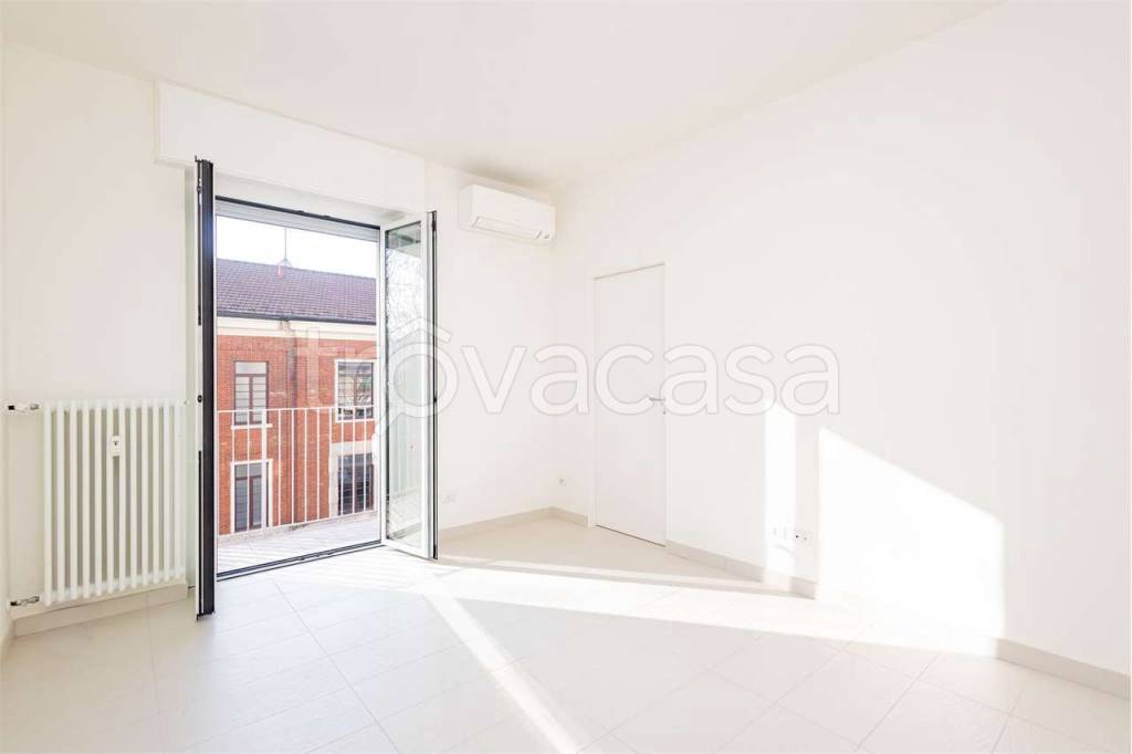 appartamento in vendita a Milano in zona Porta Vittoria