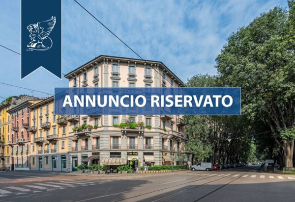 appartamento in vendita a Milano in zona Sempione