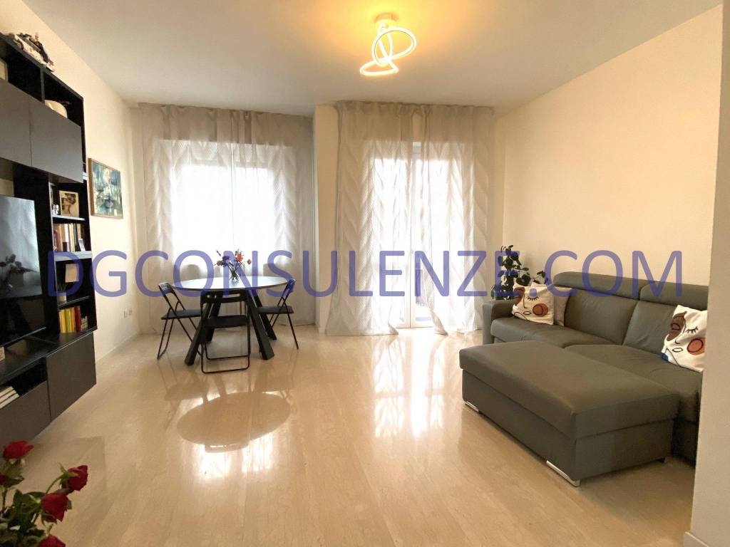appartamento in vendita a Milano in zona Forlanini