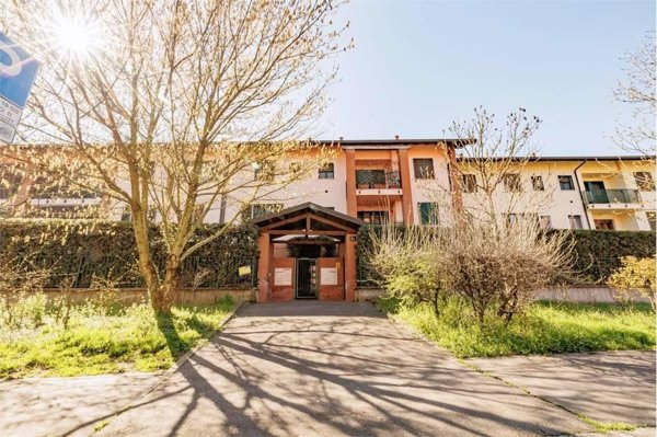 appartamento in vendita a Milano in zona Chiesa Rossa