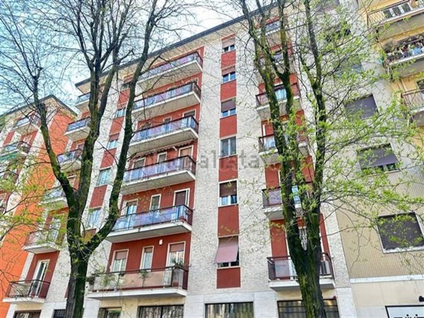 appartamento in vendita a Milano in zona San Siro